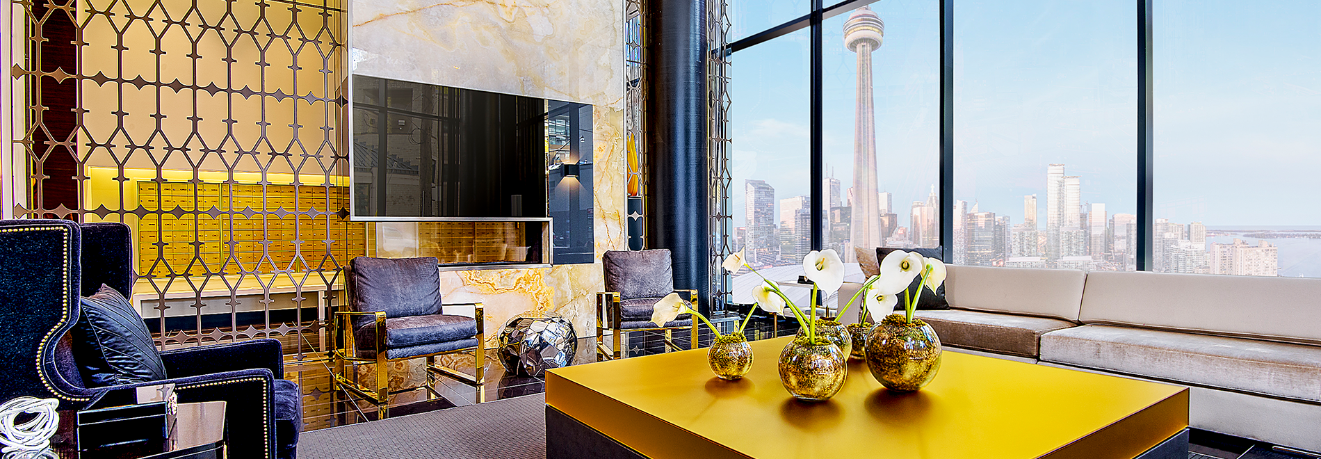 Luxurious living room with Toronto skyline view